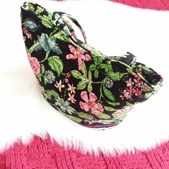 Vera Bradley Green Pattern Tote - Picture 5 of 8